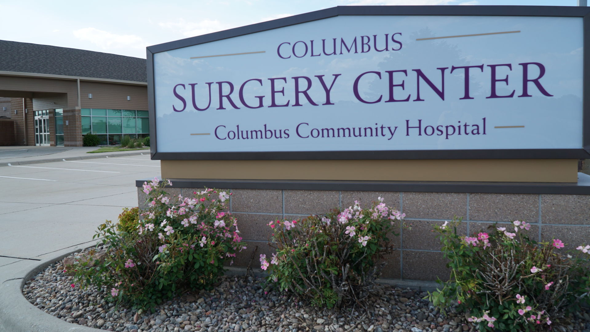 Columbus Surgery Center sign